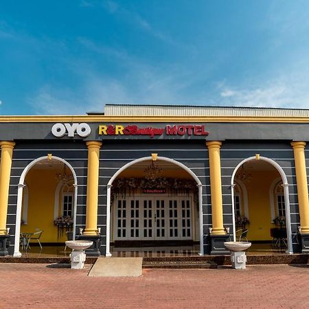 Oyo 1228 R & R Motel Johor Bahru Ngoại thất bức ảnh
