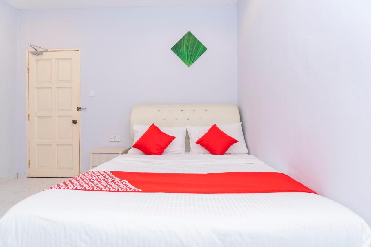 Oyo 1228 R & R Motel Johor Bahru Ngoại thất bức ảnh